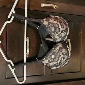 Victoria's Secret Body by Victoria Push Up Bra